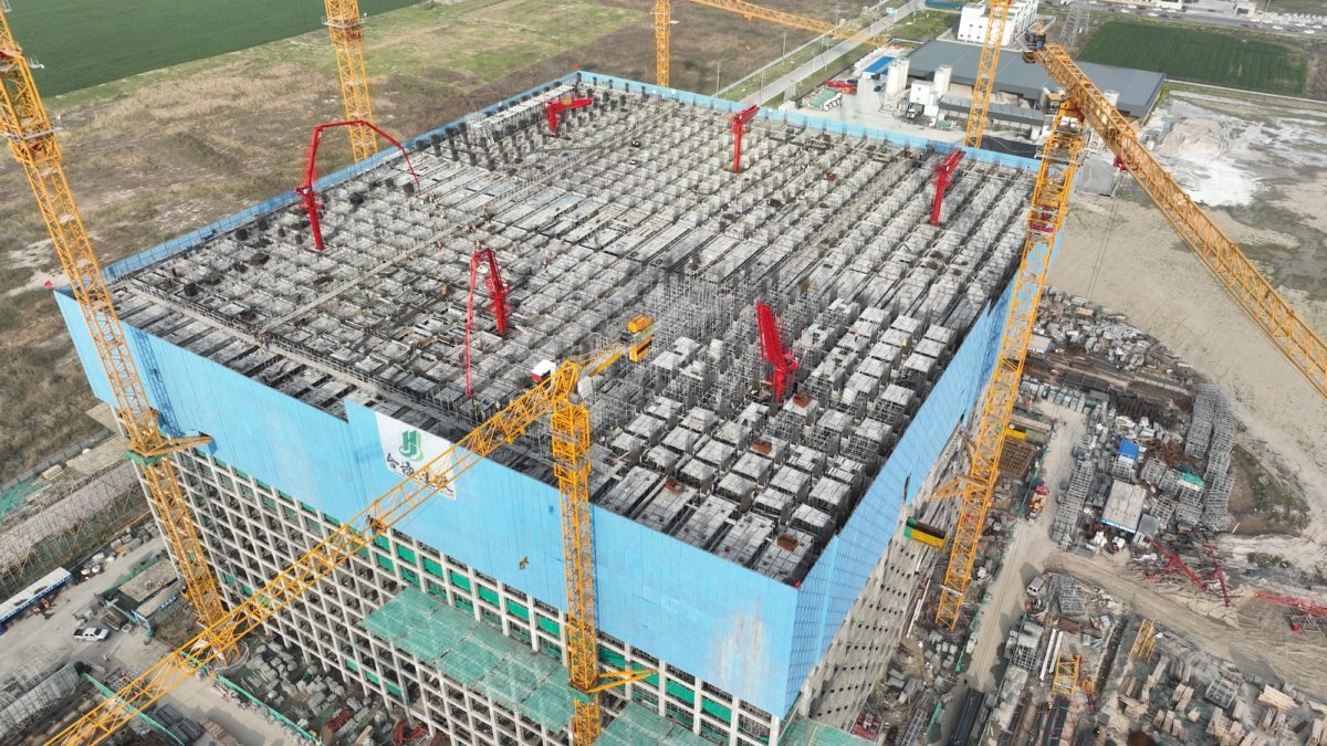 Energy Vault successfully tests, commissions gravity storage system in China