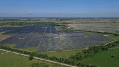 Texas hailstorm damages thousands of solar panels at 350-MW farm